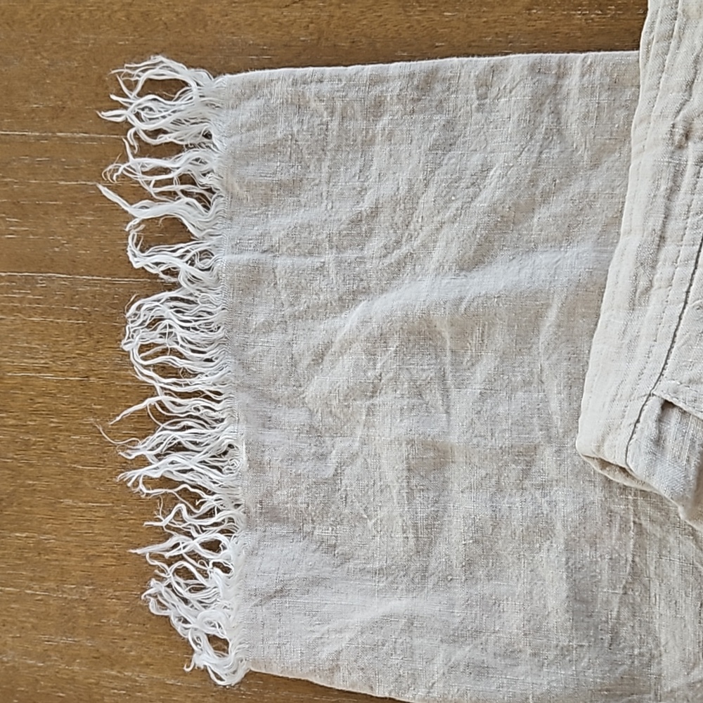 BLANK NYC LINEN OPEN BACK JUMPSUIT - Picture 8 of 13